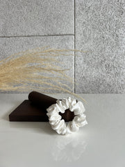 Šilkinė plaukų gumytė WHITE